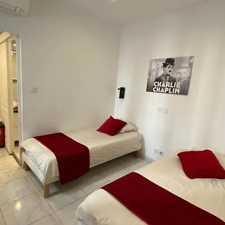 4 Dans Le Meme Immeuble Appartement *