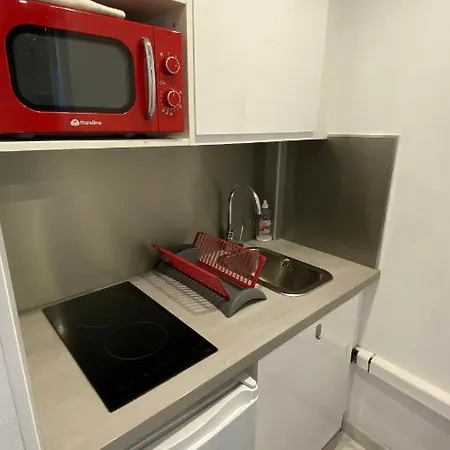 Apartamento 4 Dans Le Meme Immeuble