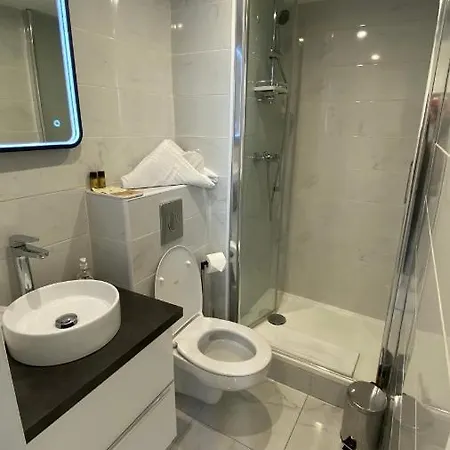 Apartamento 4 Dans Le Meme Immeuble *