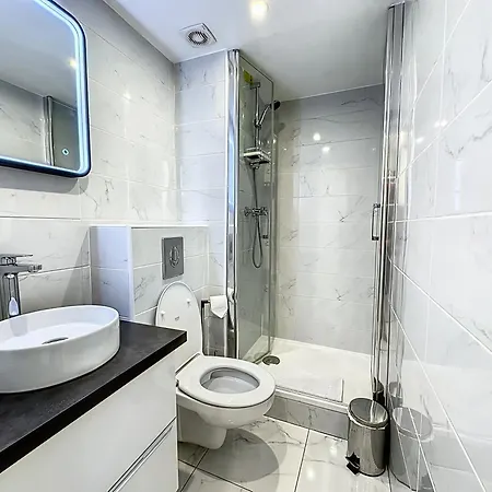Apartamento 4 Dans Le Meme Immeuble Cannes