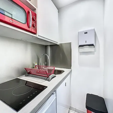 4 Dans Le Meme Immeuble Appartement *